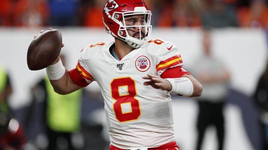 Chiefs apuestan a Moore, mientras Mahomes se recupera
