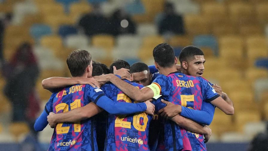 Apremiado por repunte, el Barcelona visita al Celta