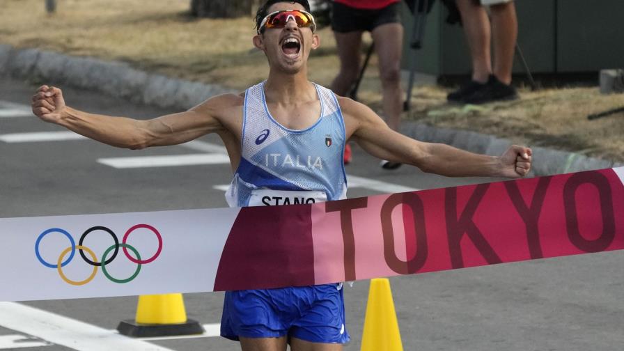 Italiano Massimo Stano gana el oro en los 20km marcha