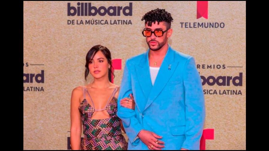 Bad Bunny arrasa con 10 premios en los Billboards a la Música Latina Bad Bunny arrasa con 10 premios en los Billboards a la Música Latina