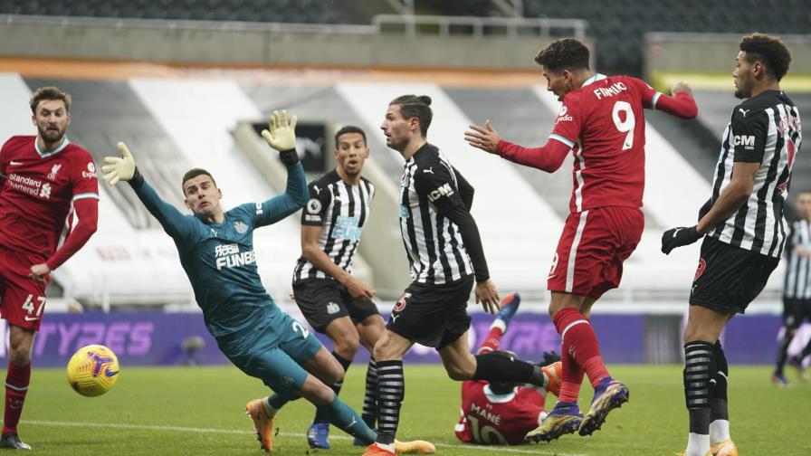 El líder Liverpool vuelve a tropezar con un empate en Newcastle