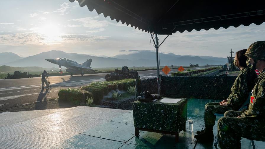 Taiwán realiza ejercicios militares; posible amenaza china