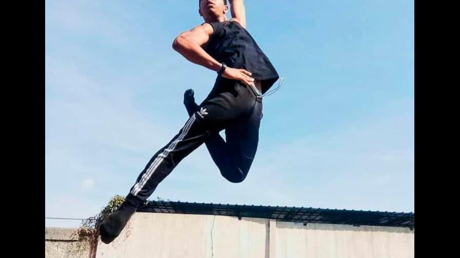 Bailarín dominicano va rumbo a la Birmingham Royal Ballet de Londres con sus principios cristianos 