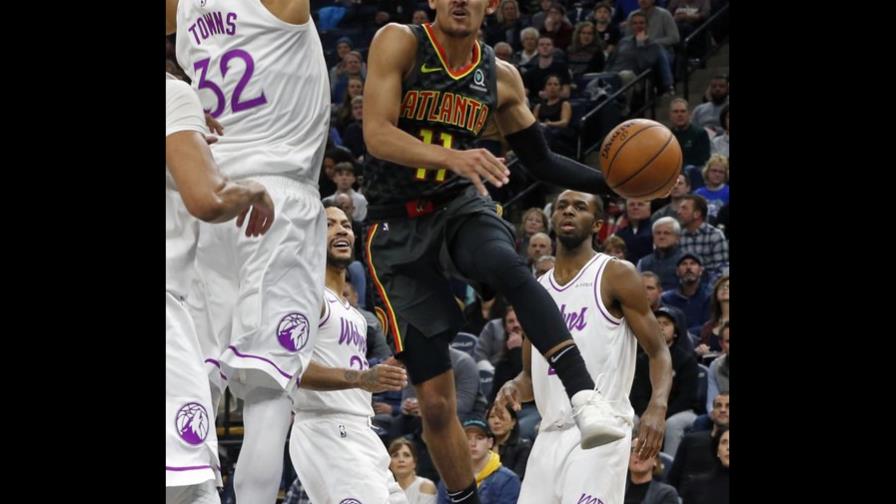 Towns encabeza a los Wolves con 31 puntos; caen ante Hawks