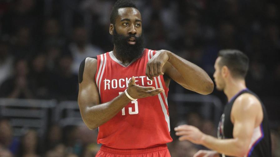 James Harden lidera la anotación en la NBA