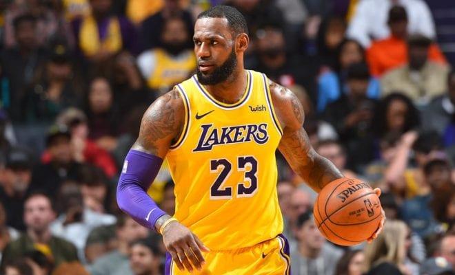 LeBron James destaca pero pierden los Lakers, Heat sigue luchando para playoffs