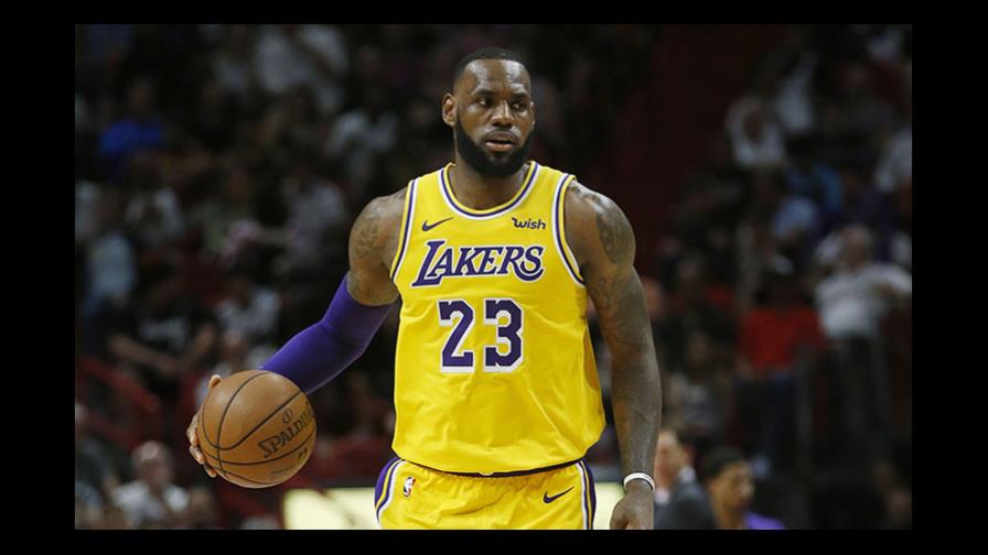 James ante una agencia libre “crítica”