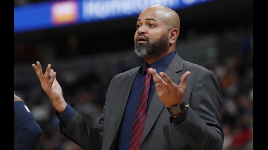 Los Grizzlies Memphis despiden a su entrenador, entre otros cambios