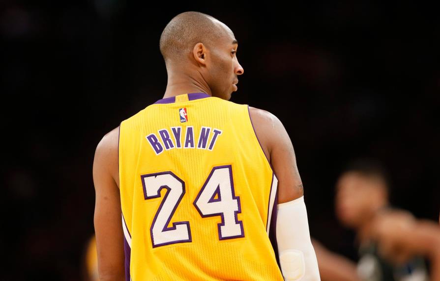 Kobe Bryant dice que no saldría del retiro por un campeonato garantizado