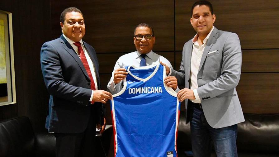 Obras Públicas dará respaldo a selección nacional de baloncesto