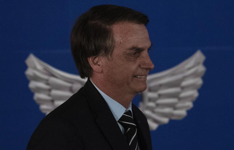 Bolsonaro anuncia plan inicial de concesiones por 1.842 millones de dólares