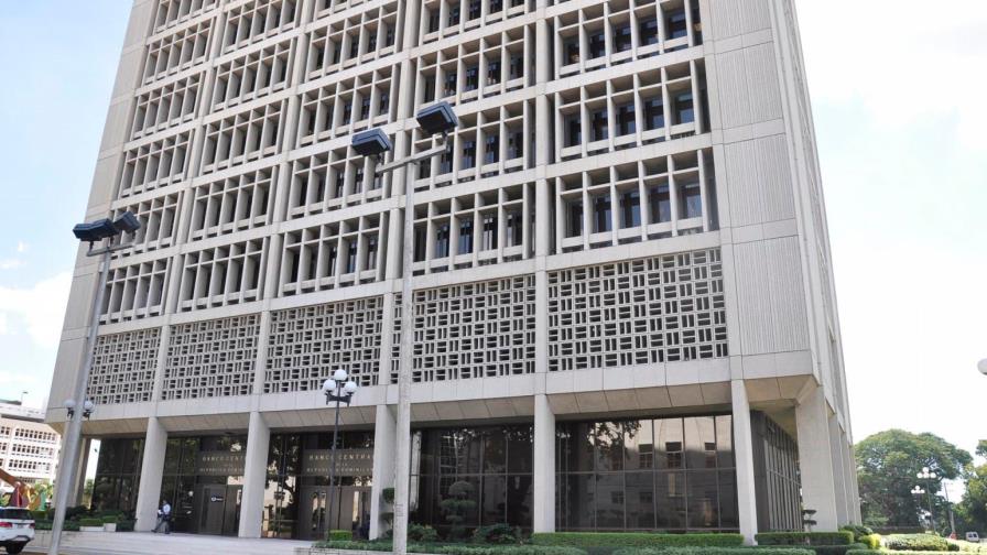 Banco Central mantiene tasa de política monetaria en 4.50 % anual