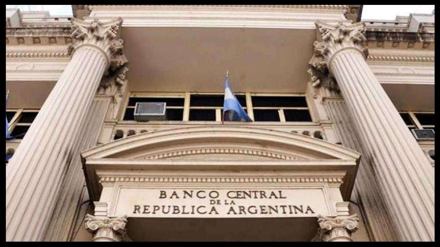 Banco Central argentino rebaja a 58% el límite inferior de la tasa de interés