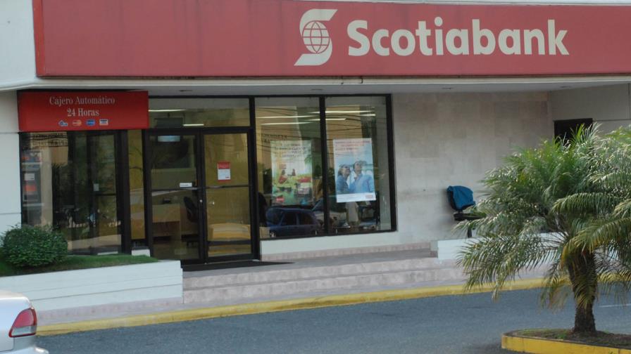 Scotiabank vende Scotia Crecer AFP y negocio de seguros al Grupo Rizek