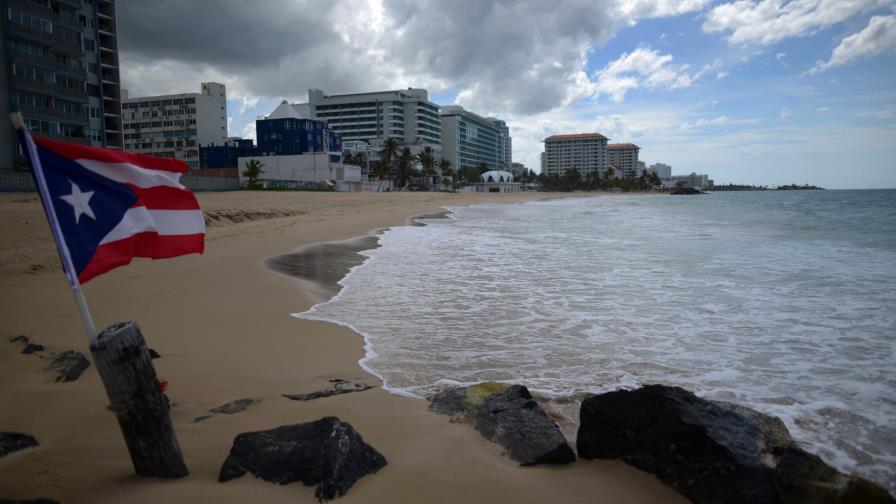 Socialistas y Policía de Puerto Rico intercambian empujones en manifestación