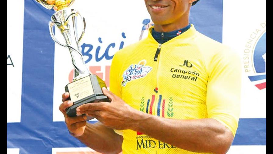 Presidente Abinader dará banderazo de honor de la Vuelta Ciclística Independencia Nacional