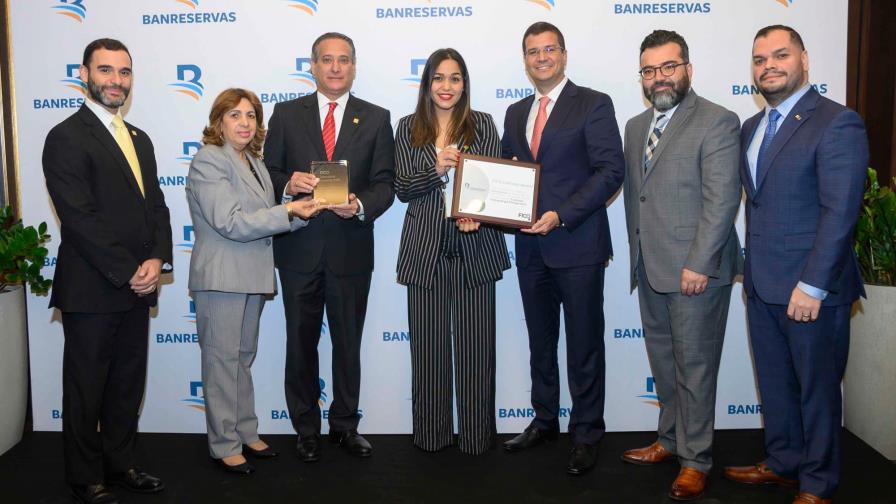 Banreservas es premiado por FICO Banreservas es premiado por FICO