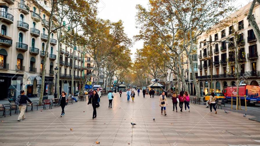 Inseguridad en Barcelona preocupa a sector turístico pero no tanto a viajeros