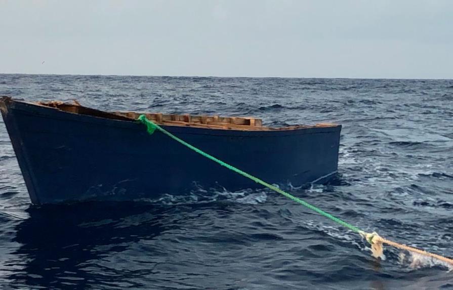 Rescatan a 41 personas dejadas a la deriva mientras iban en yola a Puerto Rico