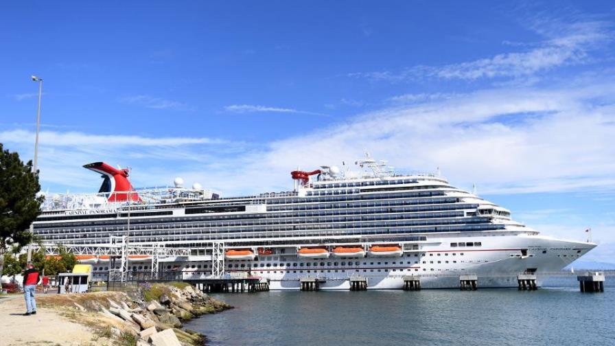 Carnival venderá 13 cruceros para paliar las pérdidas por la pandemia