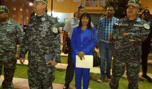 Director de la Polic&iacute;a visita la Nueva Barquita