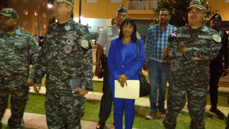 Director de la Policía visita la Nueva Barquita