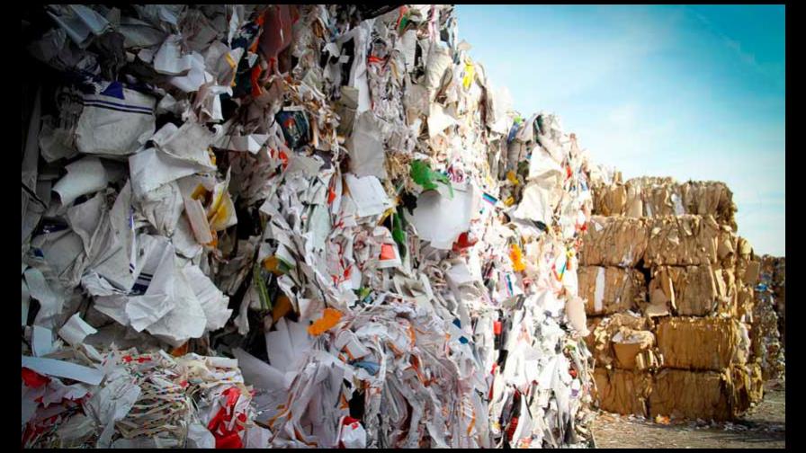 China prohibirá completamente las importaciones de residuos a partir de 2021 China prohibirá completamente las importaciones de residuos a partir de 2021