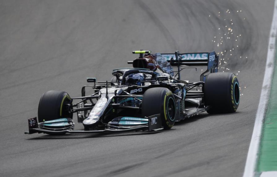Mercedes domina sesiones en Imola; Red Bull vive pesadilla