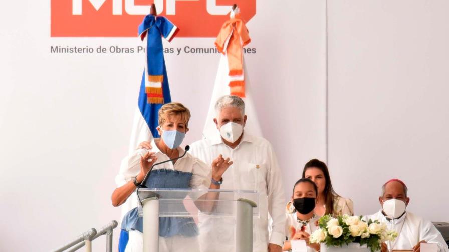 Ginnette Bournigal solicita establecer retenes para evitar vehículos pesados por carretera Turística