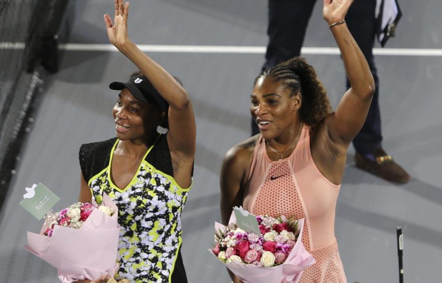 Serena y Venus Williams ofrecen clase de yoga por Instagram