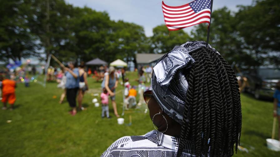 Grupos de refugiados demandan para bloquear orden de Trump Grupos de refugiados demandan para bloquear orden de Trump