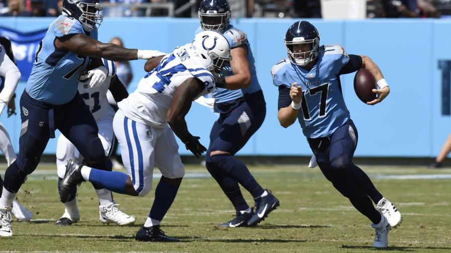 Titans superan 25-16 a Colts y se llevan duelo divisional