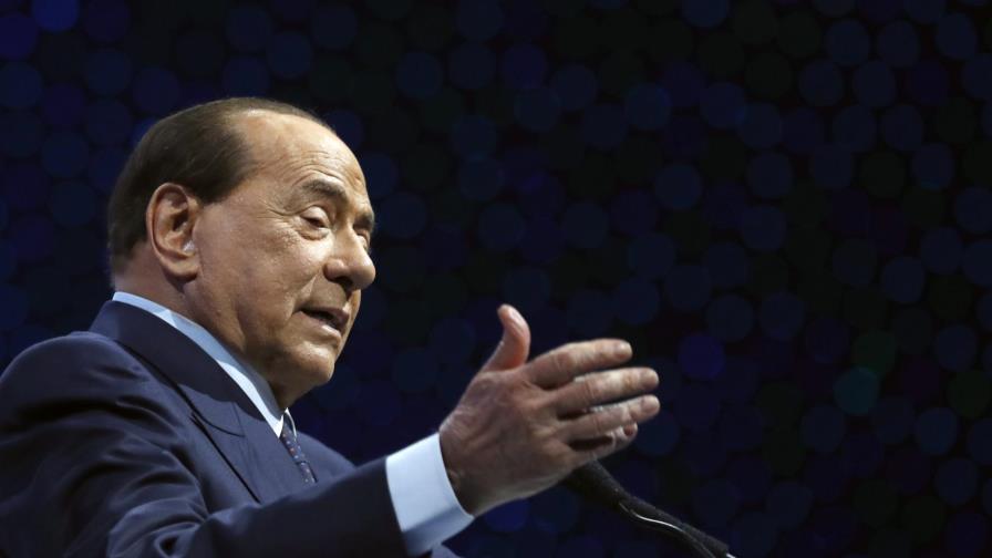 Berlusconi da positivo al coronavirus; suben casos en Italia