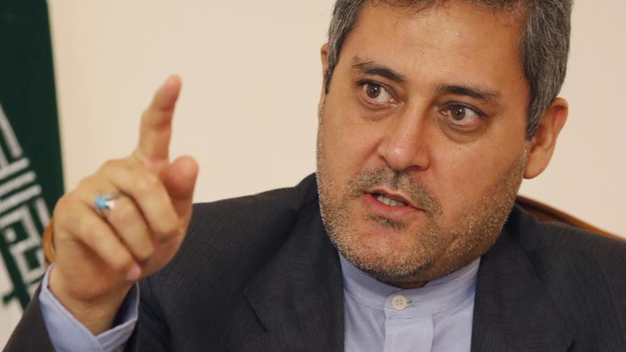 Irán defiende envío de combustible a Venezuela