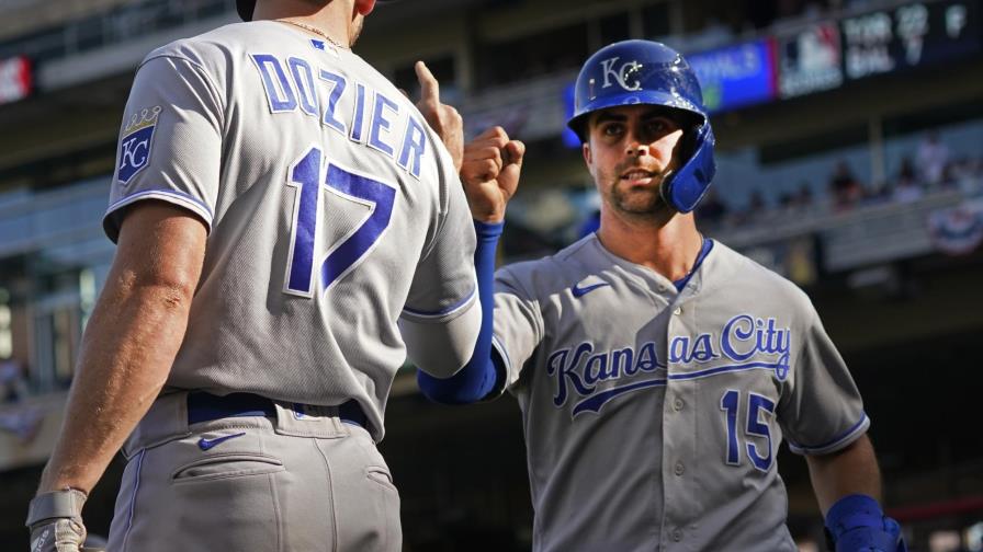 Reales vence a Mellizos con batazo de Isber en la 8va