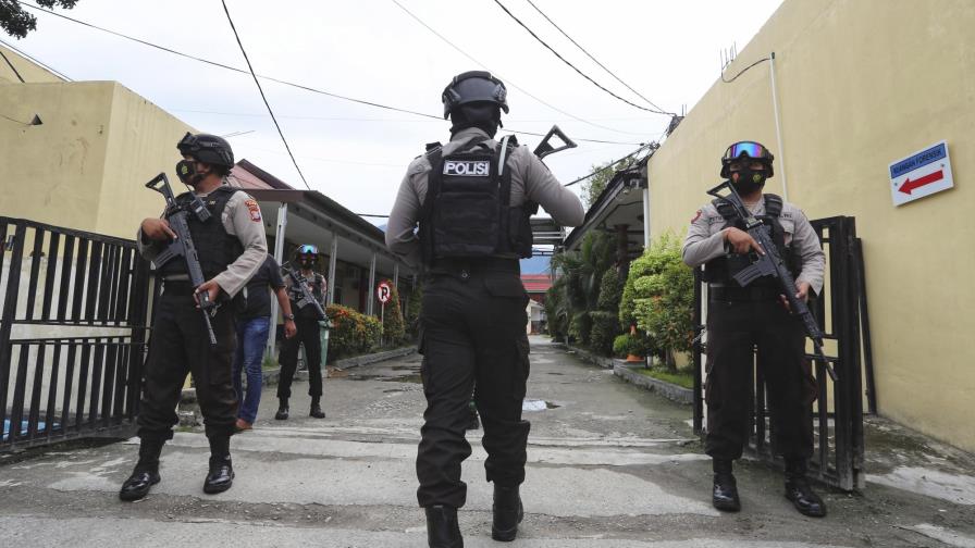 Indonesia: Matan a 2 hombres vinculados al Estado Islámico