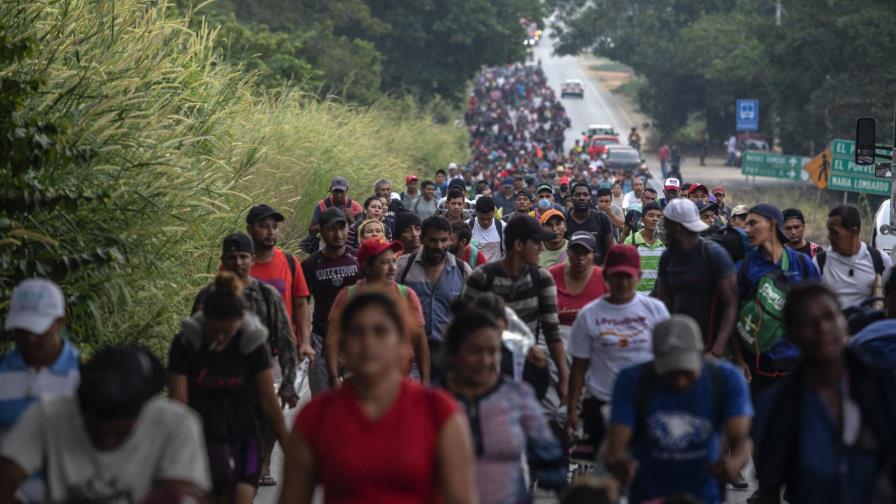 Nueva caravana de migrantes inicia marcha en sur de México
