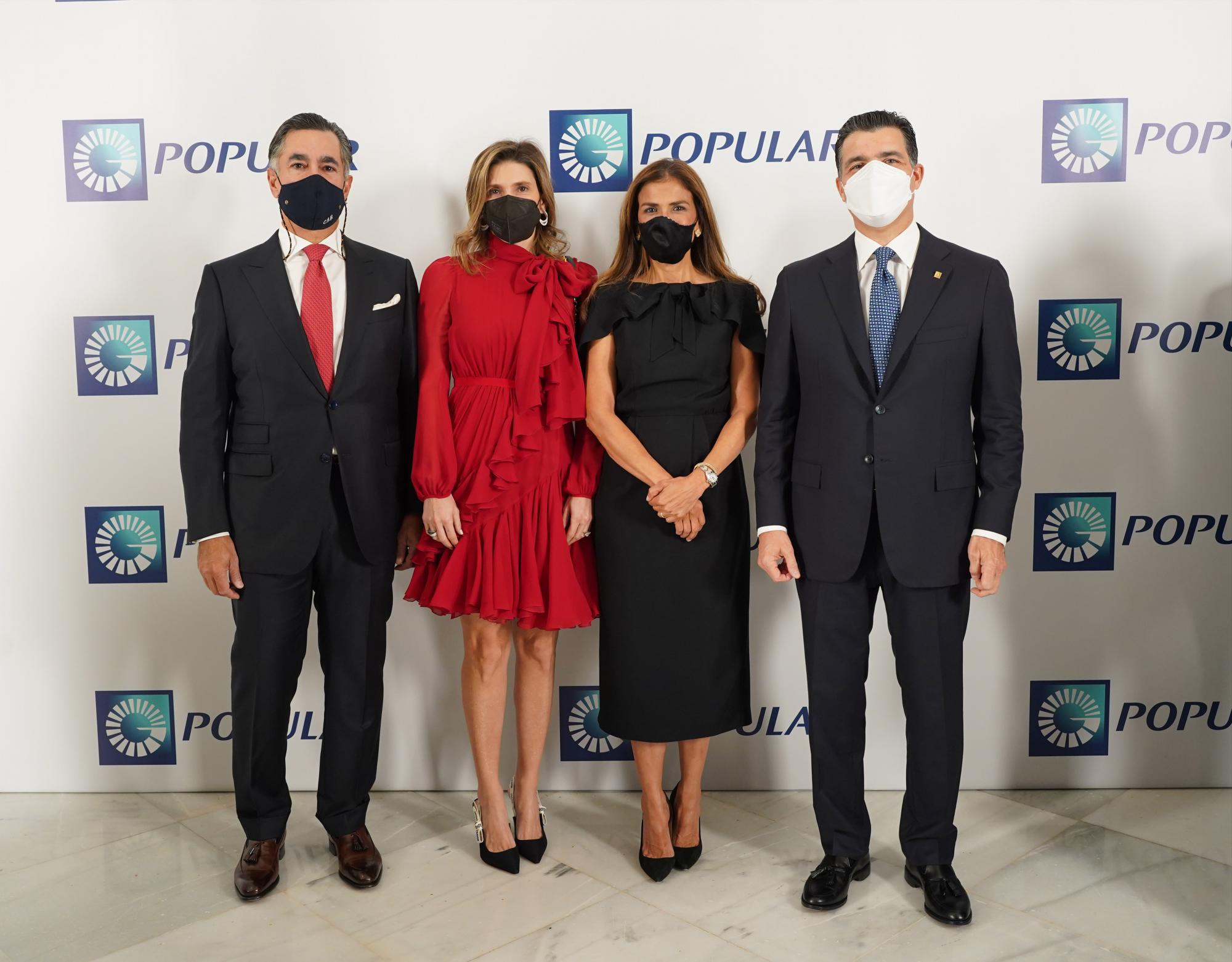 Carlos Martí, Guadalupe Ramos, Sandra Bisonó de Paniagua y Christopher Paniagua.