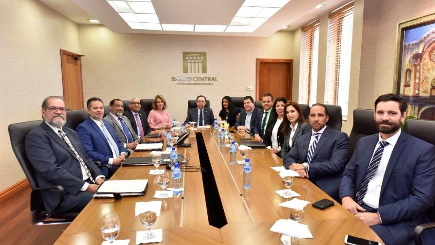 Banco Central dice préstamos viviendas crecieron RD$6,800 millones en 2018