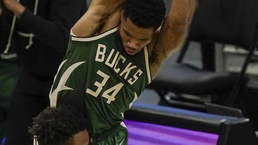 Antetokounmpo y Bucks siguen buscando 2do sitio del Este