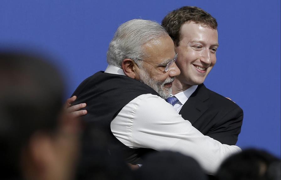 Legisladores en India interrogan a ejecutivos de Facebook