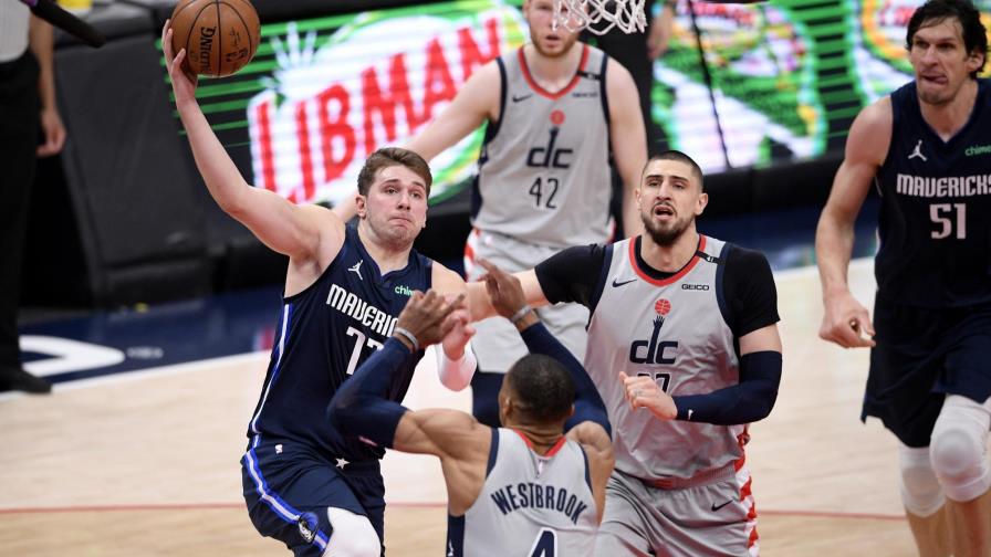 Con 26 puntos de Doncic, Mavs arrollan a Wizards