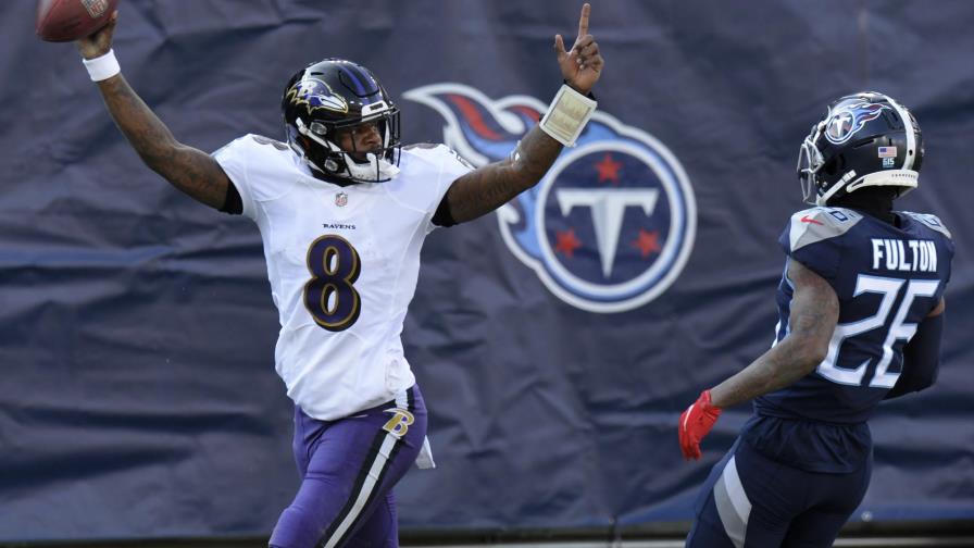 Jackson al fin gana en los playoffs, Ravens vencen a Titans