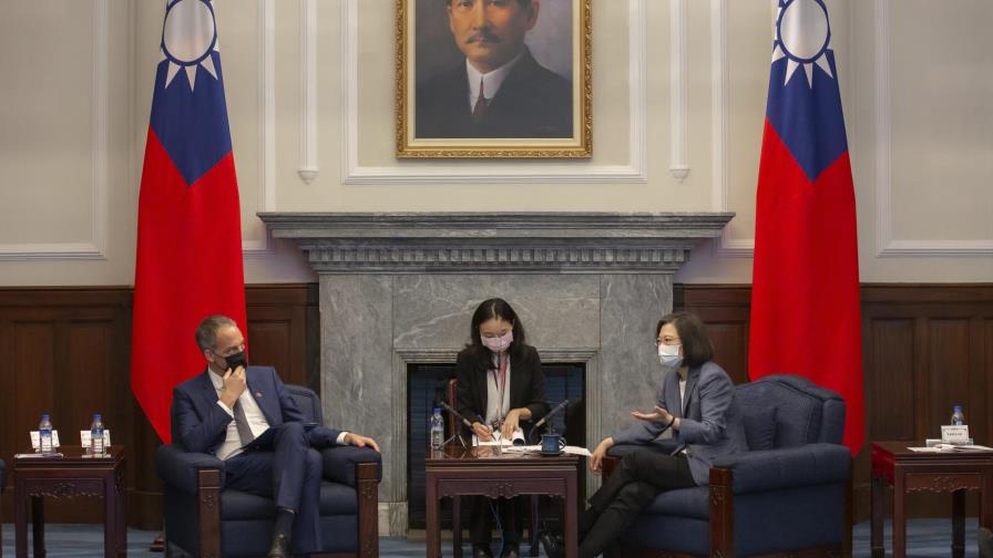 Una delegación de la UE se reúne con la presidenta de Taiwán