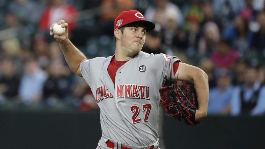 Dodgers presentan a Bauer, tras firmar por 3 años