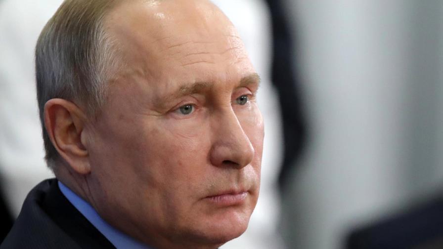 Putin mantiene silencio sobre sus futuros planes políticos Putin mantiene silencio sobre sus futuros planes políticos
