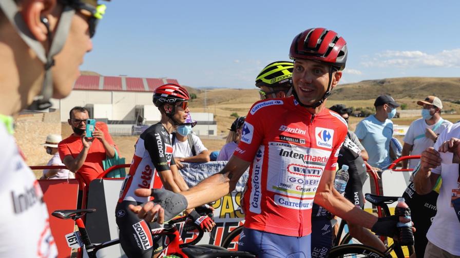 Fabio Jakobsen resurge en La Vuelta; se impone en Molina de Aragón Fabio Jakobsen resurge en La Vuelta; se impone en Molina de Aragón