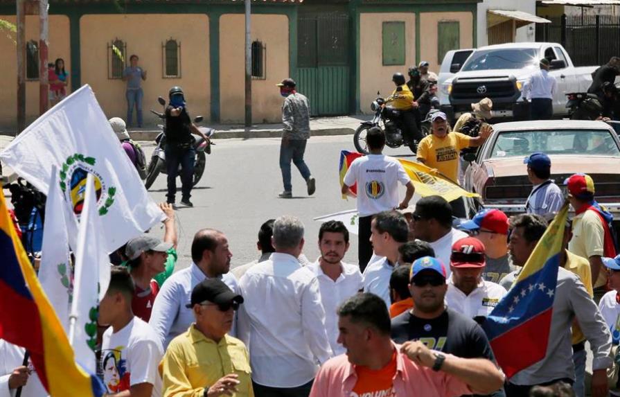 Juan Guaidó dice que intentaron asesinarlo y acusa a Nicolás Maduro