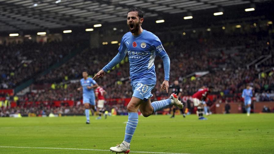 Más dolor para Man United, que cae 2-0 ante Man City
