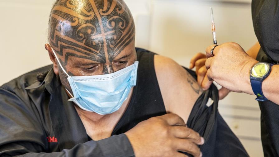 Naciones ricas se quedan atrás en vacunación contra COVID-19